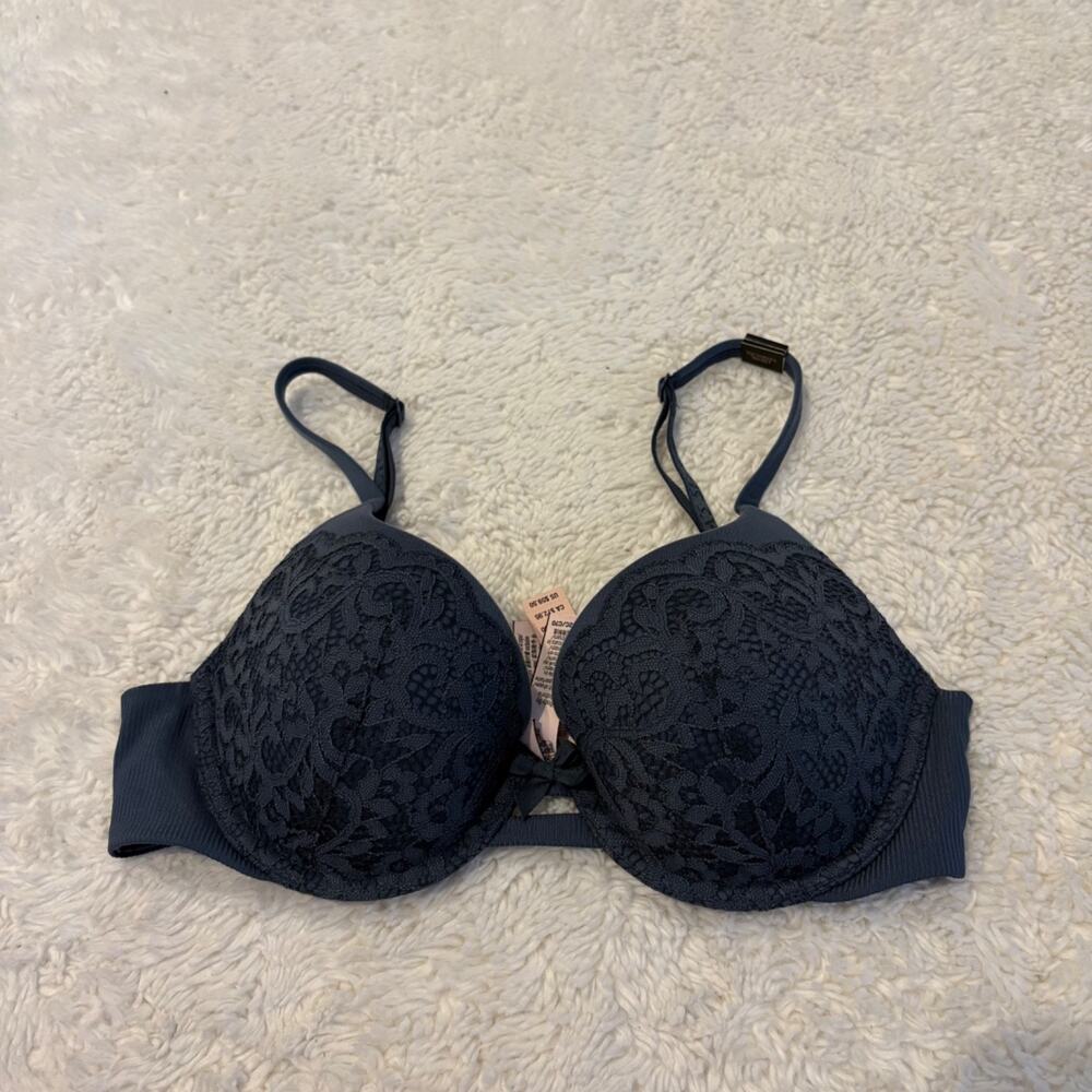 NWT VS Dream Angels Navy Body Lace Overlay Padded Bra 32C Sexy Lingerie Hot